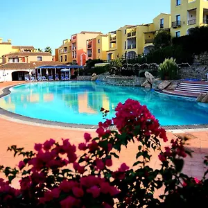Hotiday Village Hotel